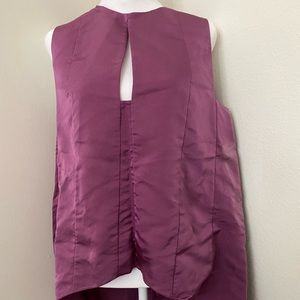 Narciso Rodrigues purple lilac short sleeve blouse with long train